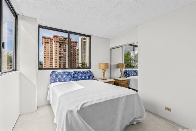 98-501 Koauka Loop A808, Aiea, HI 96701