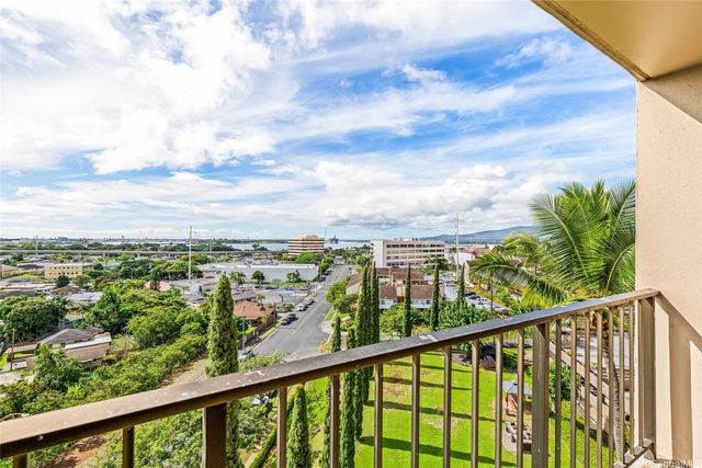 98-501 Koauka Loop A808, Aiea, HI 96701
