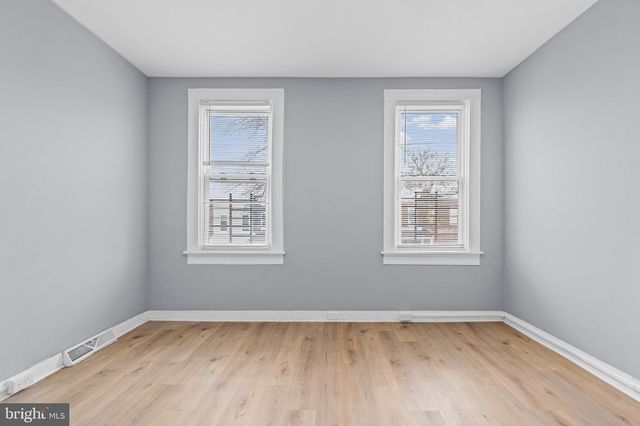 652 BARTLETT AVE, Baltimore, MD 21218