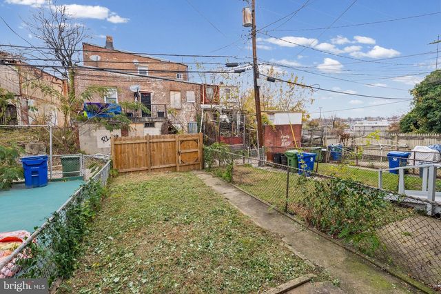 652 BARTLETT AVE, Baltimore, MD 21218