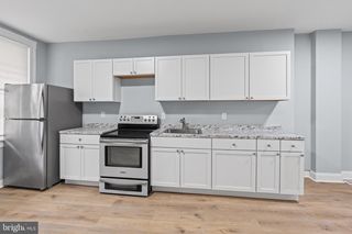 652 BARTLETT AVE, Baltimore, MD 21218