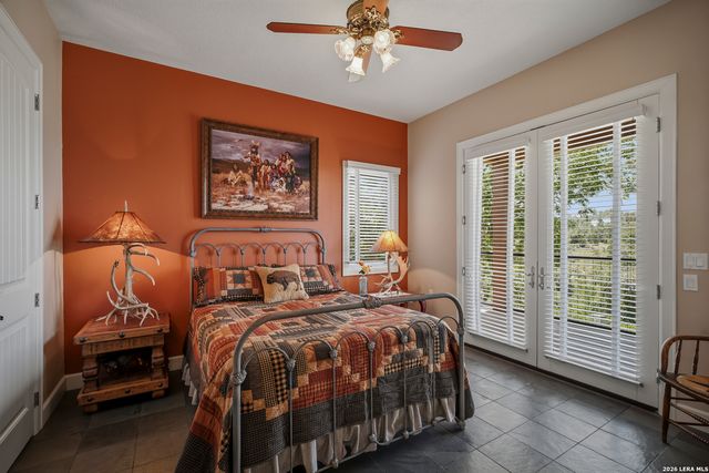 165 Settlers, Comfort, TX 78013
