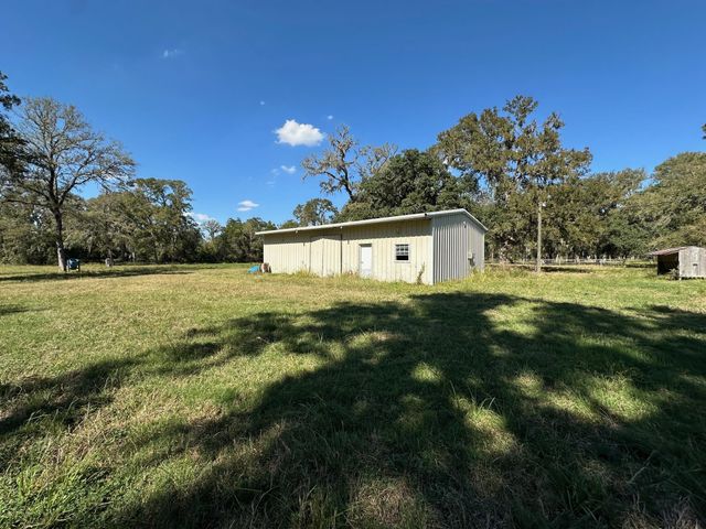 20226 San Bernard Drive, Guy, TX 77444