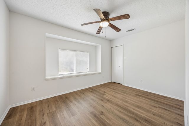 1001 Crane Circle, Saginaw, TX 76131