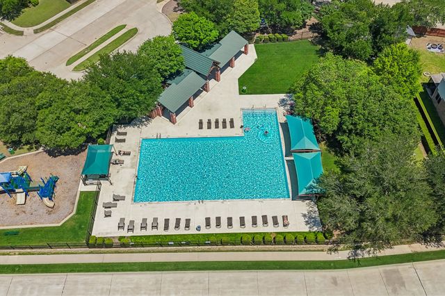 1001 Crane Circle, Saginaw, TX 76131
