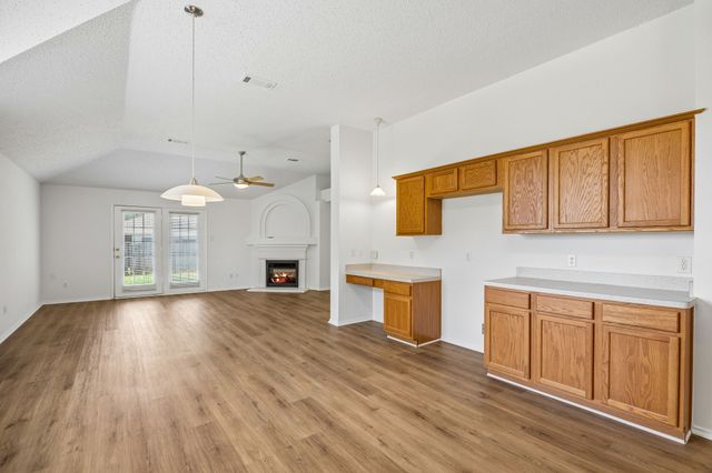 1001 Crane Circle, Saginaw, TX 76131