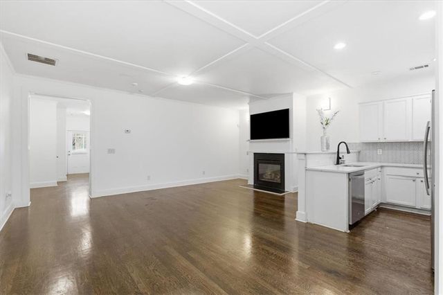 1076 N Village Drive, Decatur, GA 30032