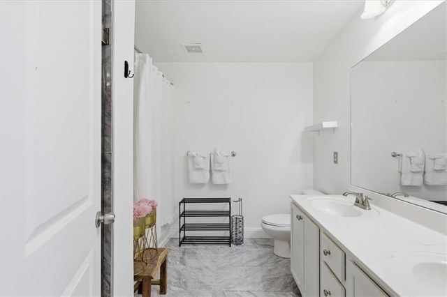 1076 N Village Drive, Decatur, GA 30032