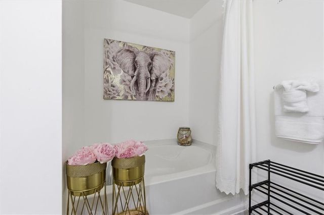 1076 N Village Drive, Decatur, GA 30032