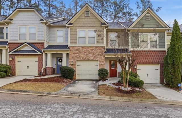 1076 N Village Drive, Decatur, GA 30032