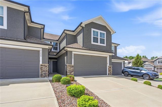 21843 W 123rd Terrace, Olathe, KS 66061