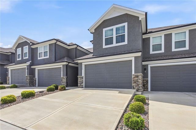 21843 W 123rd Terrace, Olathe, KS 66061