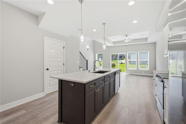 21843 W 123rd Terrace, Olathe, KS 66061