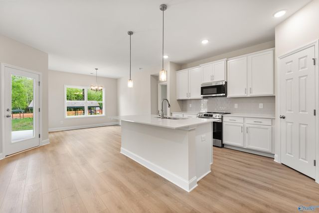 3717 Jaguar Way, Huntsville, AL 35810