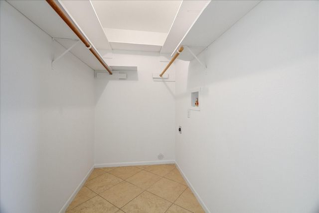 1180 Sailfish Street, Bayou Vista, TX 77563