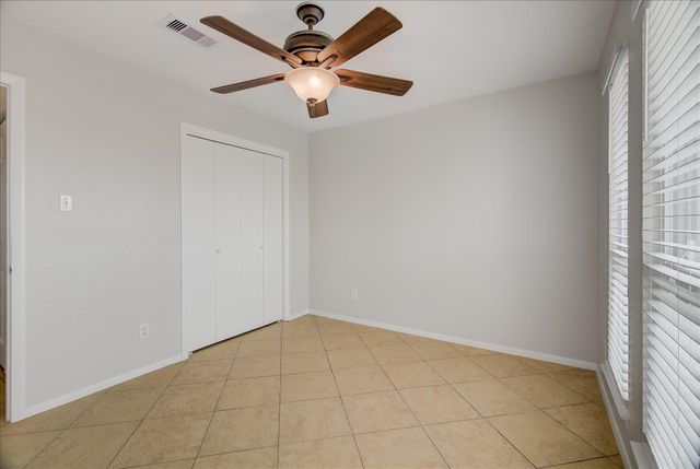 1180 Sailfish Street, Bayou Vista, TX 77563