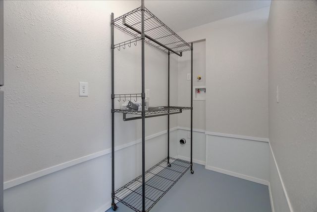 1180 Sailfish Street, Bayou Vista, TX 77563