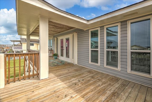 1180 Sailfish Street, Bayou Vista, TX 77563