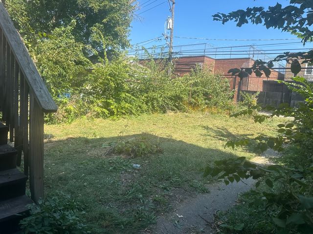 6515 S ARTESIAN Avenue, Chicago, IL 60629