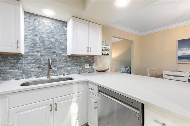 1332 Delbrook N # J2, Marco Island, FL 34145