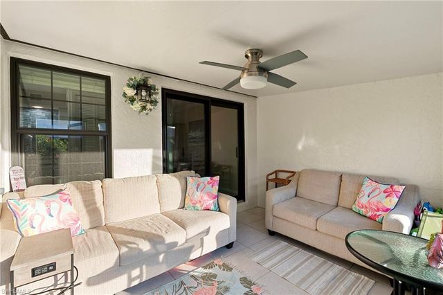 1332 Delbrook N # J2, Marco Island, FL 34145