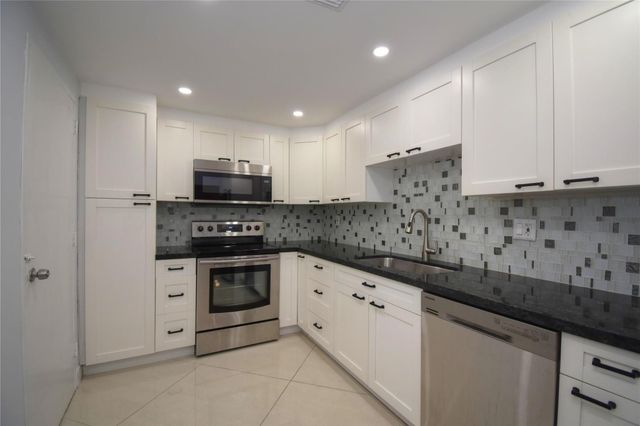 4250 Galt Ocean Dr 3 J, Fort Lauderdale, FL 33308