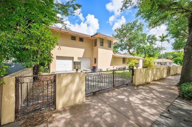 1545 Cantoria Ave, Coral Gables, FL 33146