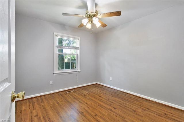 120 Plantation RD, Williamsburg, VA 23185