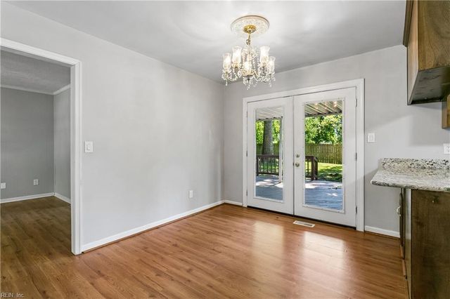 120 Plantation RD, Williamsburg, VA 23185