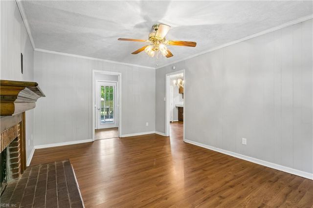 120 Plantation RD, Williamsburg, VA 23185