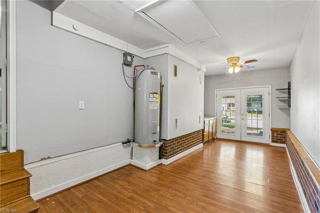 120 Plantation RD, Williamsburg, VA 23185