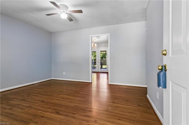 120 Plantation RD, Williamsburg, VA 23185
