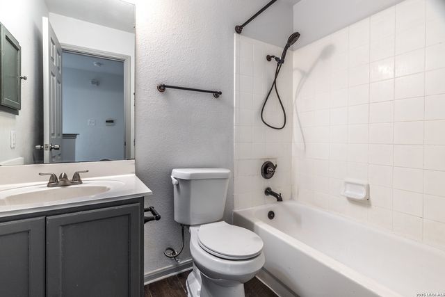 1907 Red Elm, San Antonio, TX 78227