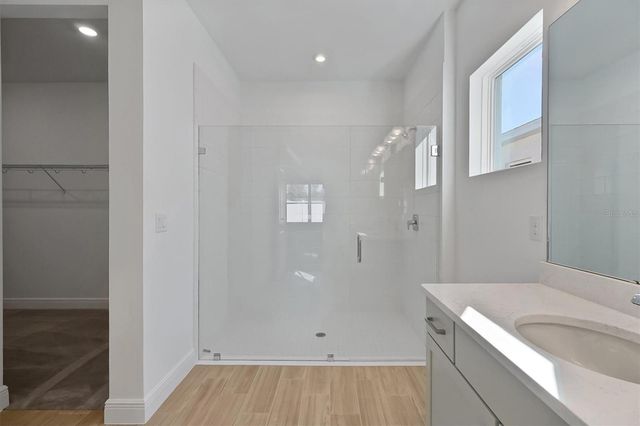 5749 WALLIS LANE, St Cloud, FL 34771