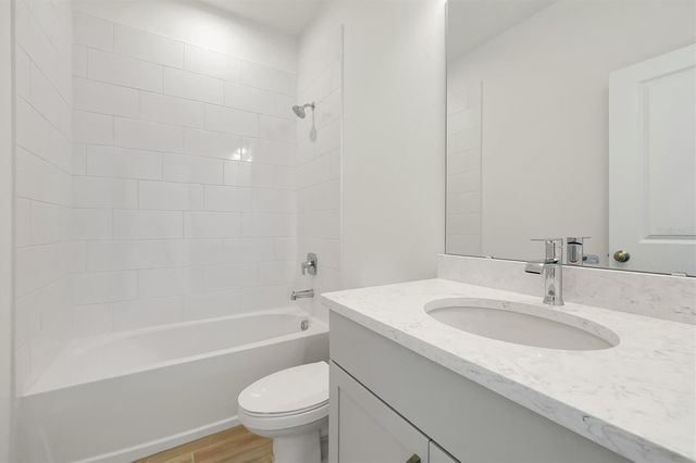 5749 WALLIS LANE, St Cloud, FL 34771