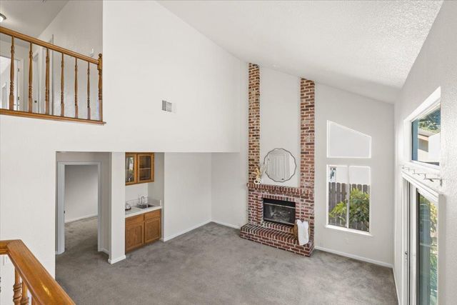 8038 Falcon View Dr, Antelope, CA 95843