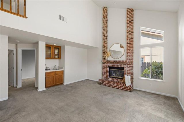 8038 Falcon View Dr, Antelope, CA 95843