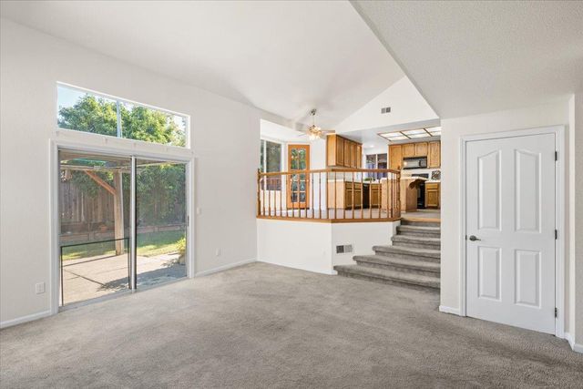 8038 Falcon View Dr, Antelope, CA 95843