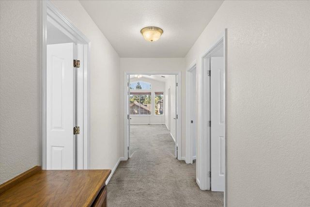 8038 Falcon View Dr, Antelope, CA 95843