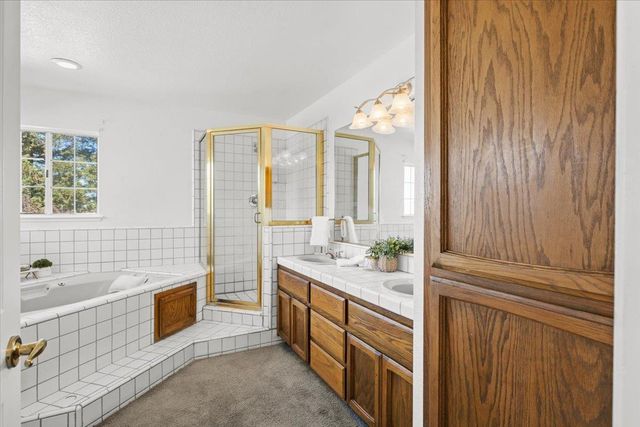 8038 Falcon View Dr, Antelope, CA 95843