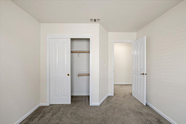 8038 Falcon View Dr, Antelope, CA 95843