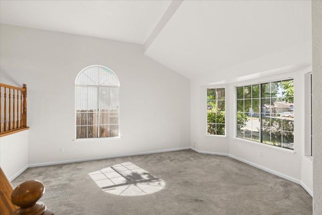 8038 Falcon View Dr, Antelope, CA 95843