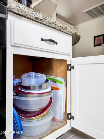 9430 E Mission Lane 101, Scottsdale, AZ 85258