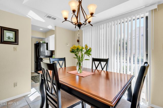 9430 E Mission Lane 101, Scottsdale, AZ 85258