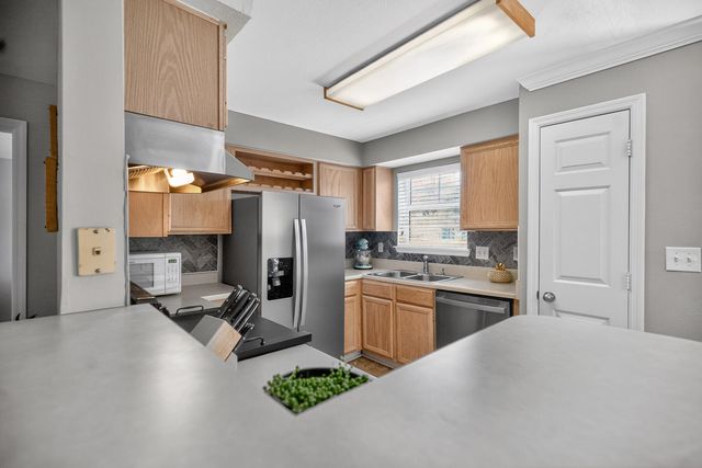 700 Daniel Ellis Drive Apt 12302, Charleston, SC 29412