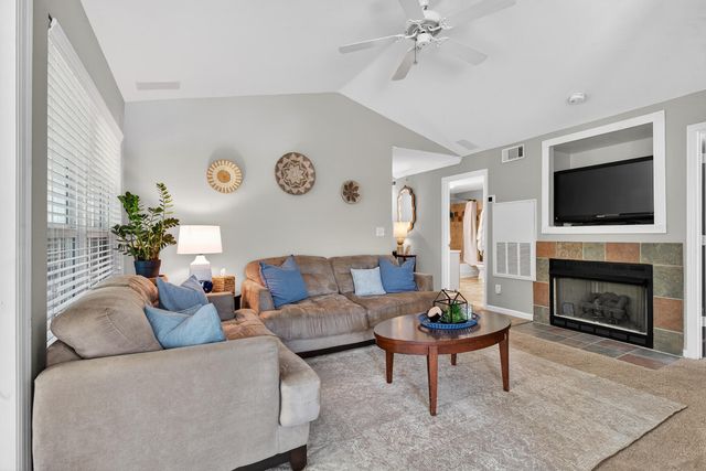 700 Daniel Ellis Drive Apt 12302, Charleston, SC 29412