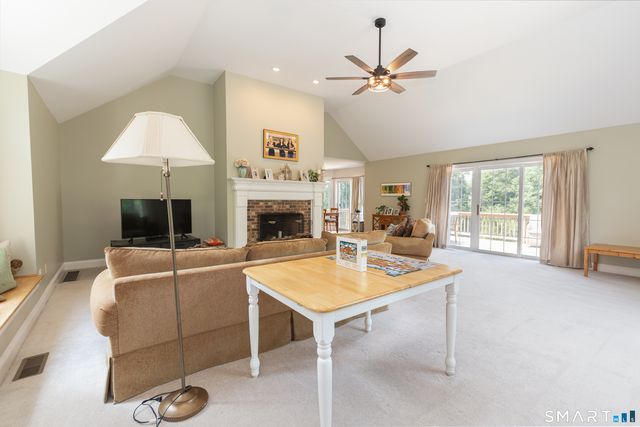 335 Luna Trl Extension, Southbury, CT 06488