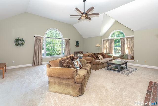335 Luna Trl Extension, Southbury, CT 06488