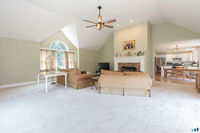335 Luna Trl Extension, Southbury, CT 06488
