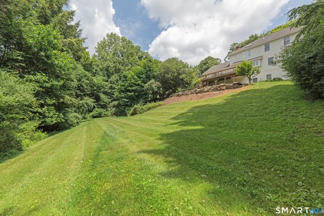 335 Luna Trl Extension, Southbury, CT 06488
